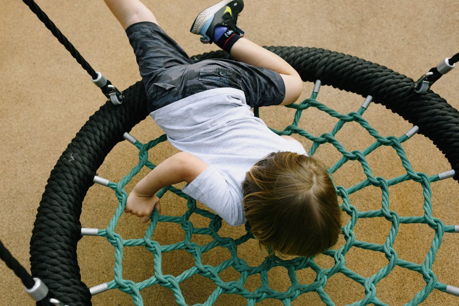 Eight Tips for Safe and Healthy Summertime Work and Play - Incorporating Regular Physical Activity